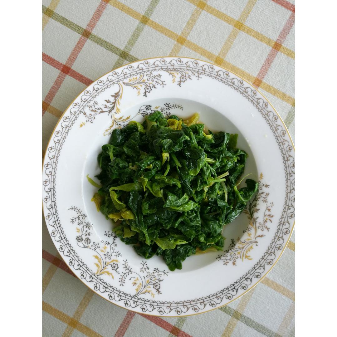 凉拌芹菜叶