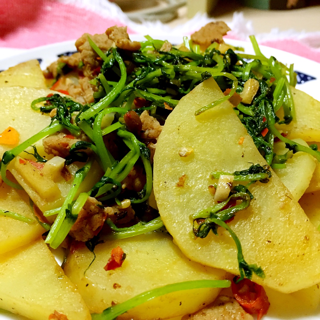 干锅土豆片
