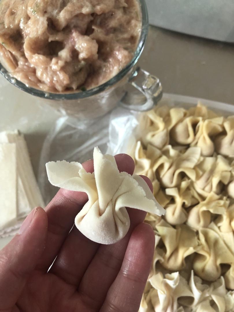 虾油四鲜馄饨！（含薄如纸馄饨皮大法）