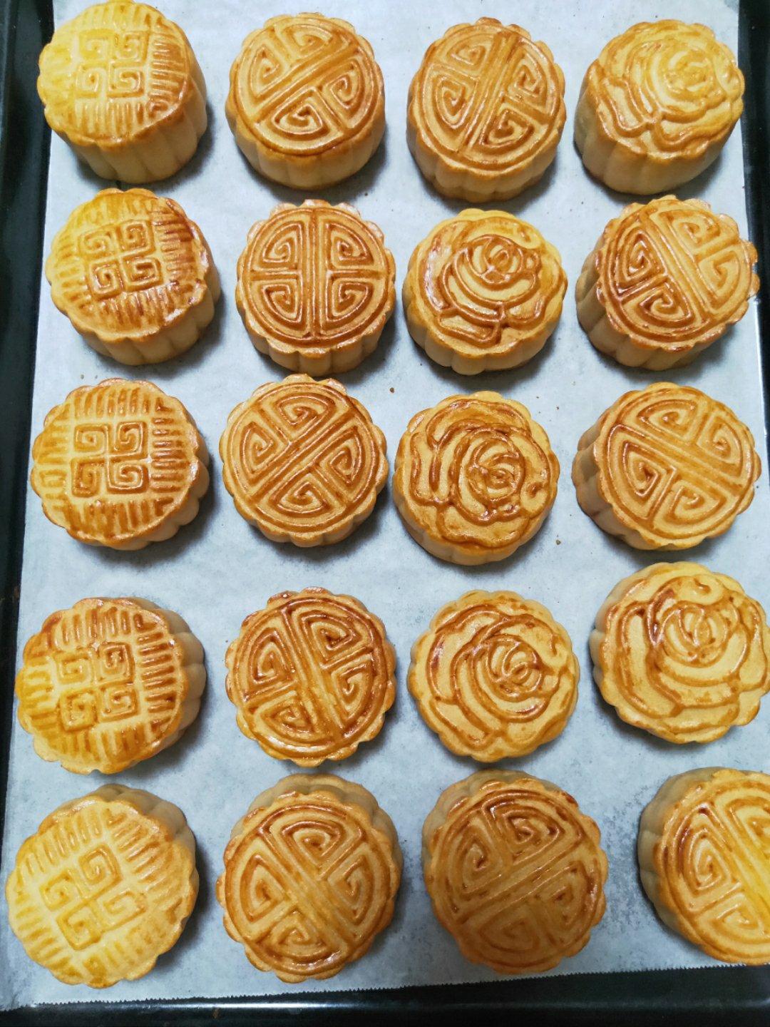 让新手也可以做出完美的广式豆沙蛋黄月饼