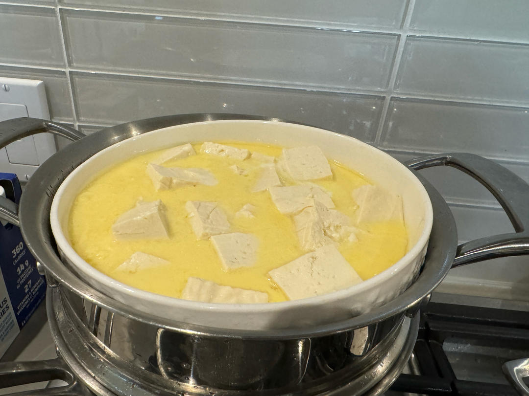 鸡蛋抱豆腐