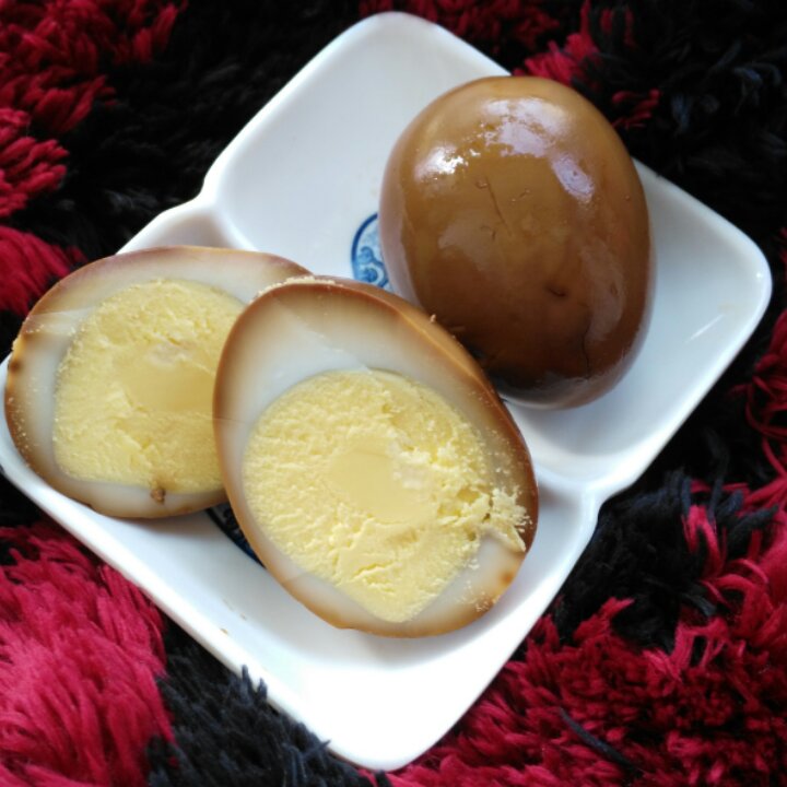 乡巴佬卤鹌鹑蛋