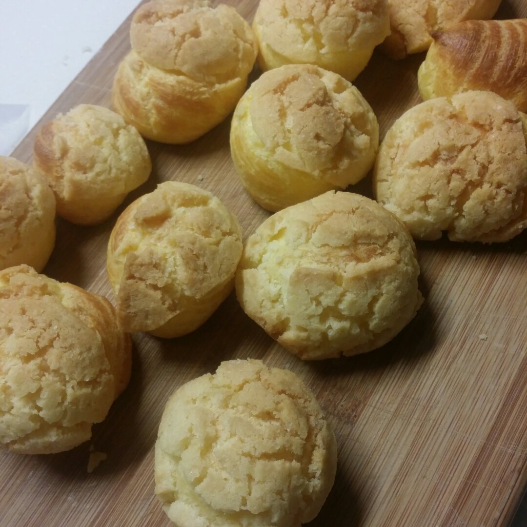 十分美味的酥皮泡芙