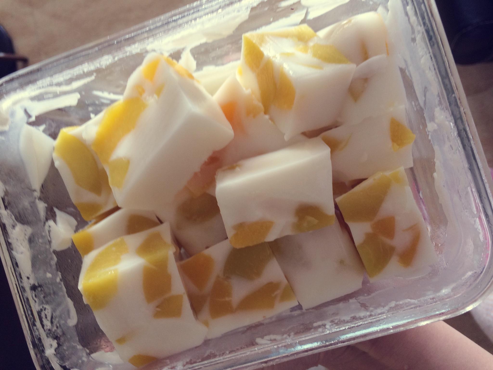 黄桃椰奶冻的做法