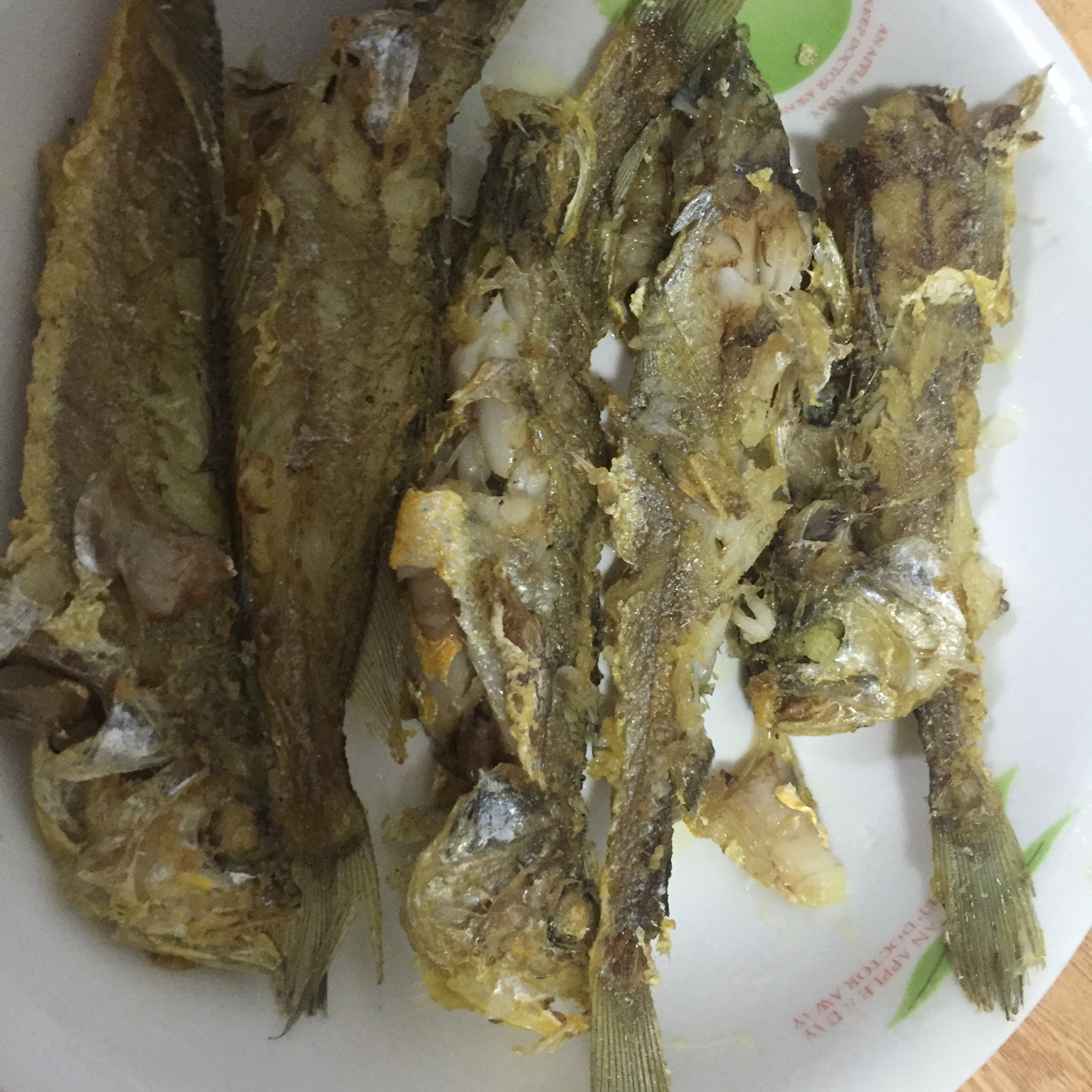 干煎小黄鱼