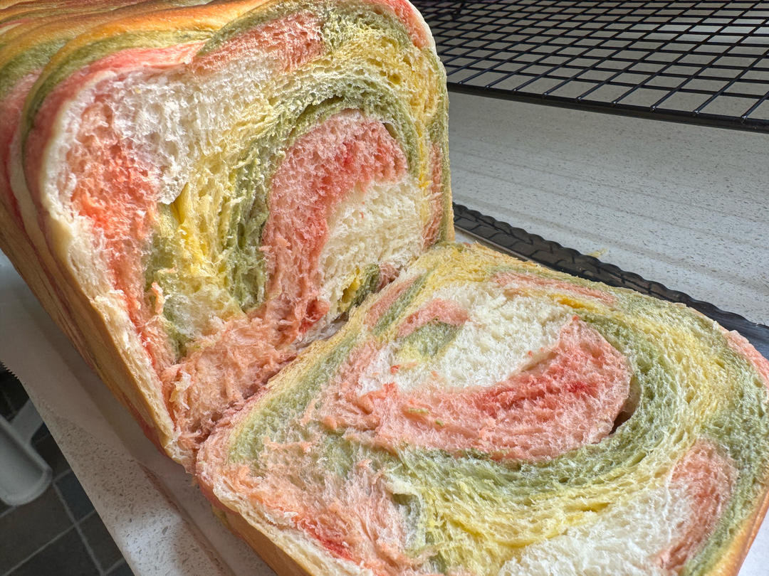 用烤箱自己做面包--手工牛奶吐司面包