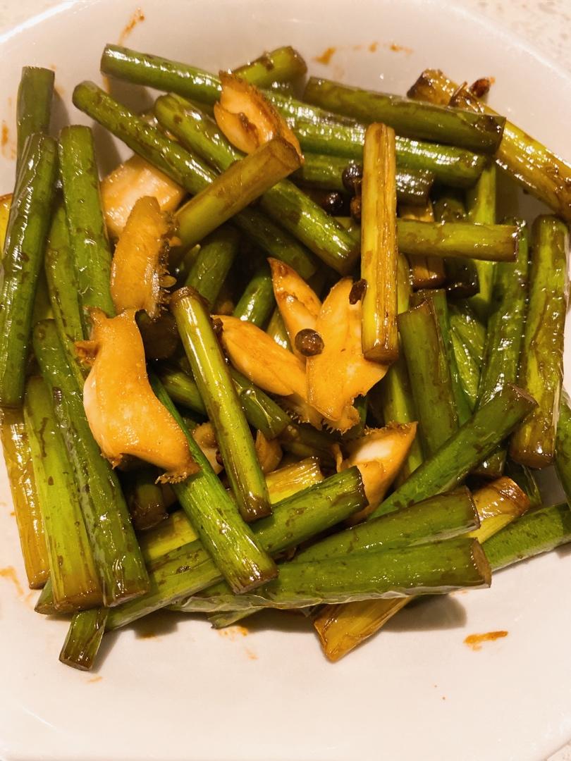 蒜苔炒小鲍鱼