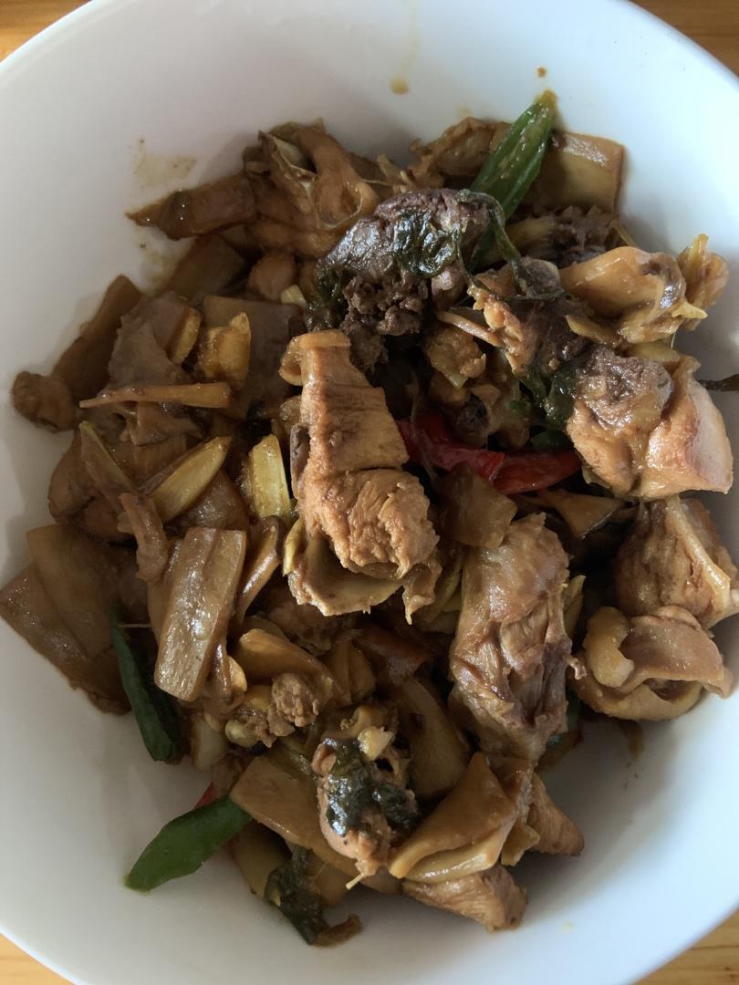 辣椒炒鸡（临沂家常）