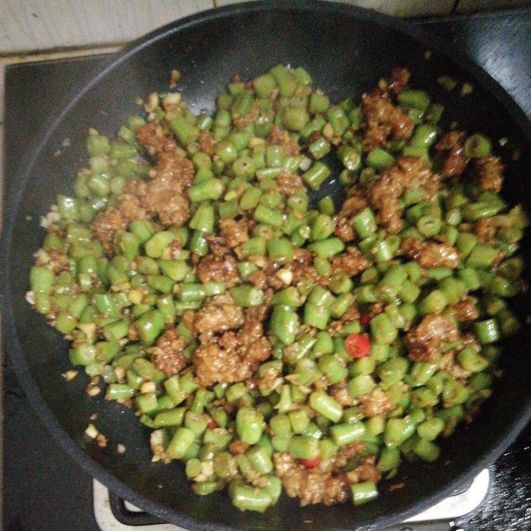 肉沫豆角下饭菜