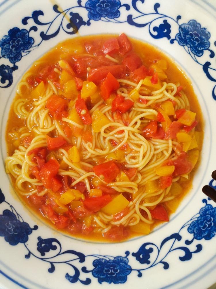 咖喱彩椒挂面
