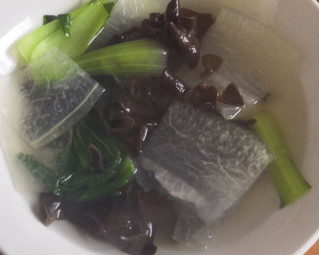 冬瓜木耳青菜汤（减肥掉秤）的做法