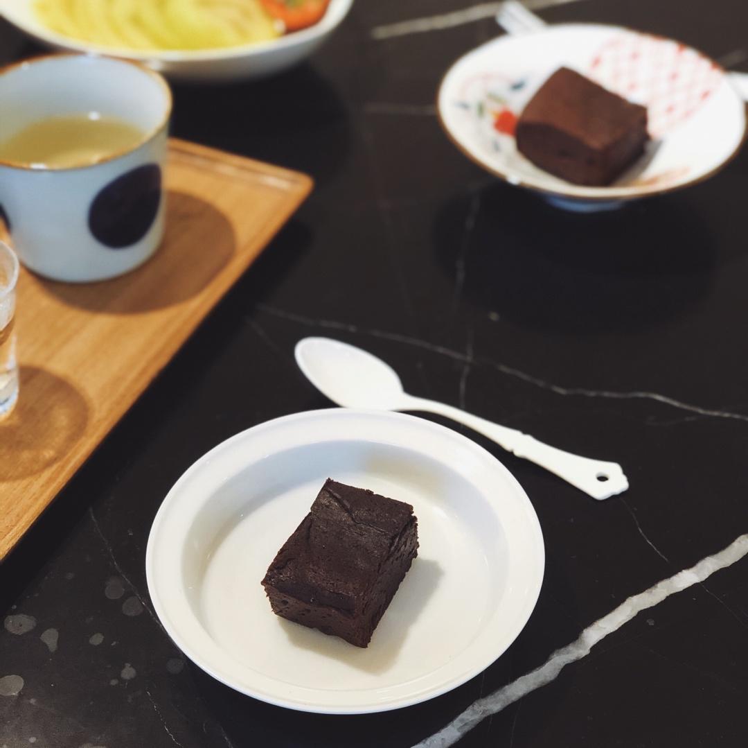 超浓厚软糖质地的布朗尼 - Fudgy Brownies (减糖版)