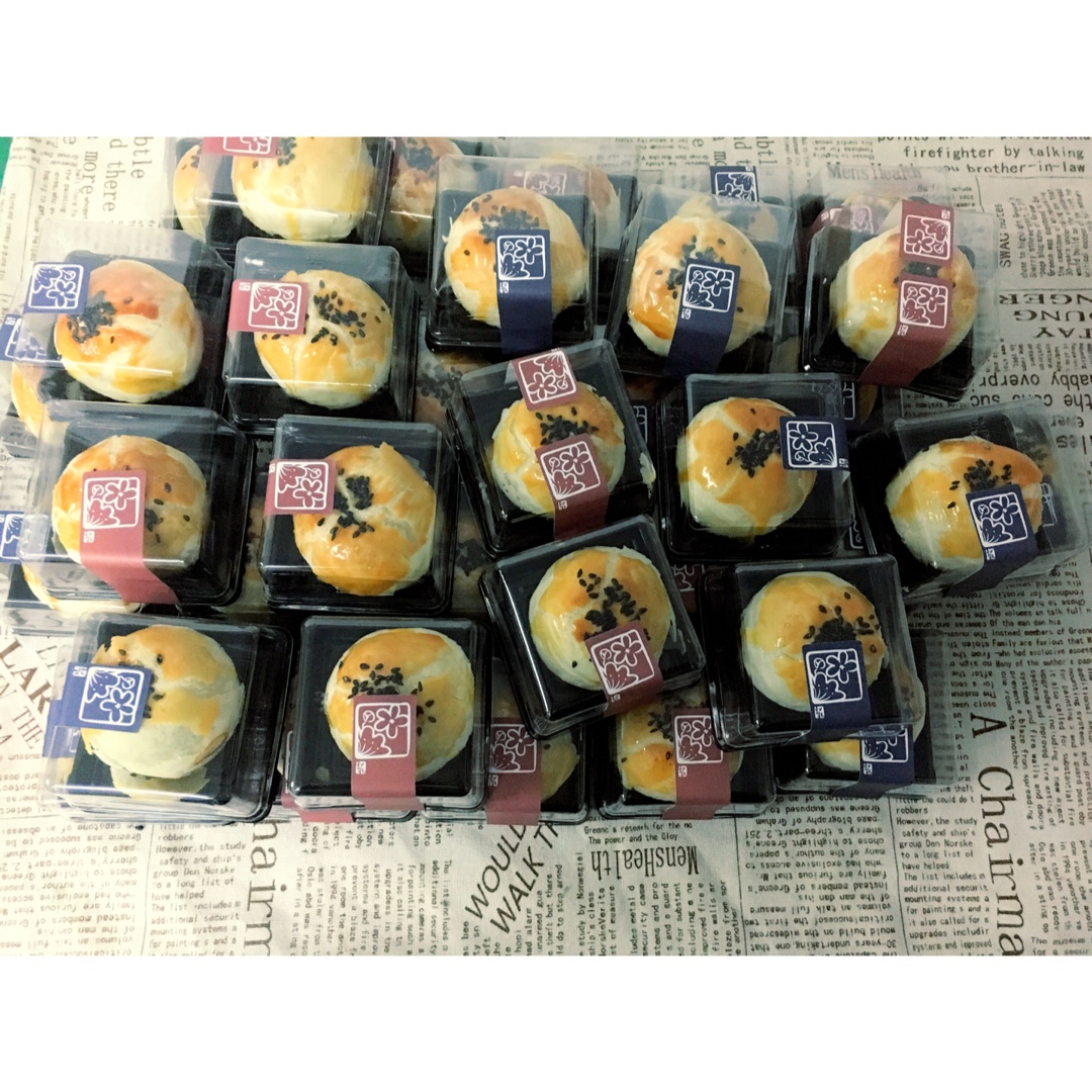 蛋黄酥~紫薯、抹茶、原味~花好月圆，中秋快乐~内附一次做六色蛋黄酥方法~