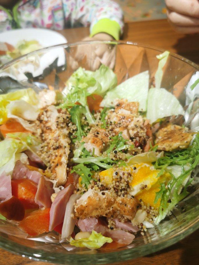 完美🥗沙拉公式—健康低脂—鸡胸肉藜麦沙拉