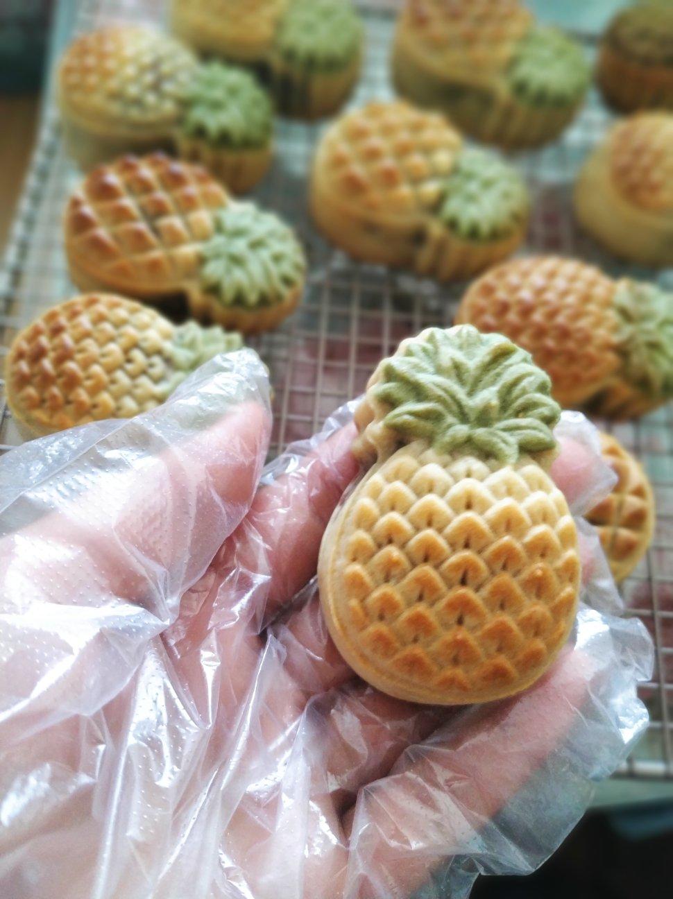 广式月饼通用饼皮（内附凤梨小菠萝🍍月饼的详细做法）