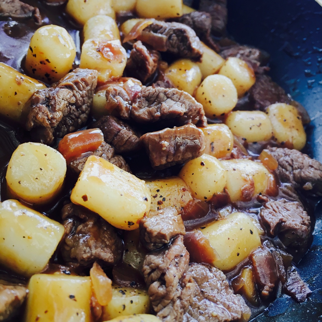 黑椒年糕牛肉粒