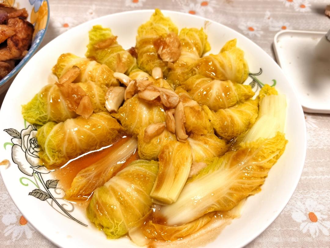 清淡却下饭的虾滑白菜卷，打赌你吃一次就忘不了！