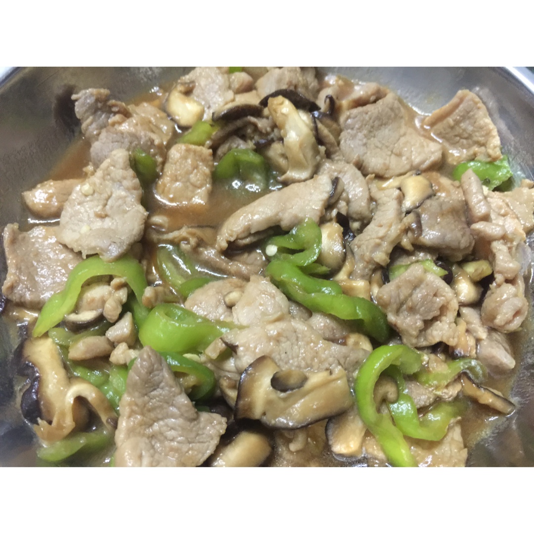 香菇炒肉，超级下饭哦