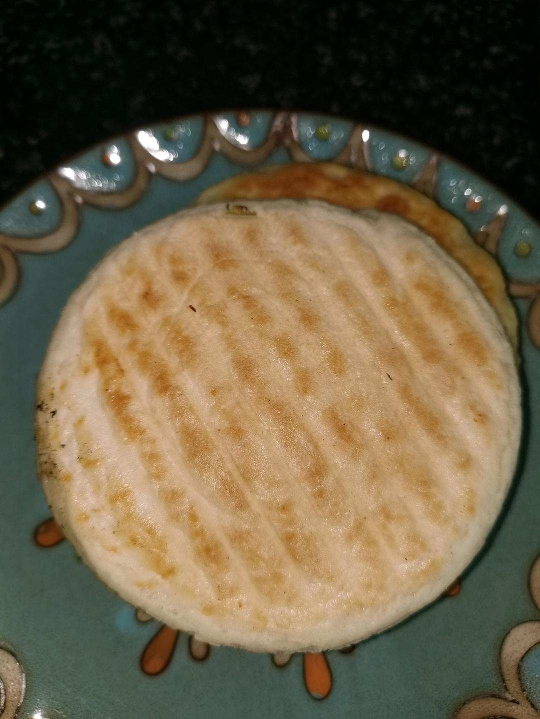 肉夹馍，白吉馍