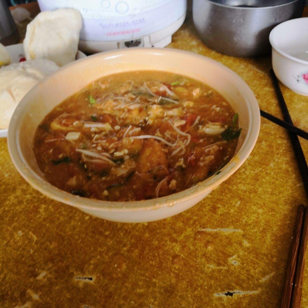 番茄金针菇豆腐汤