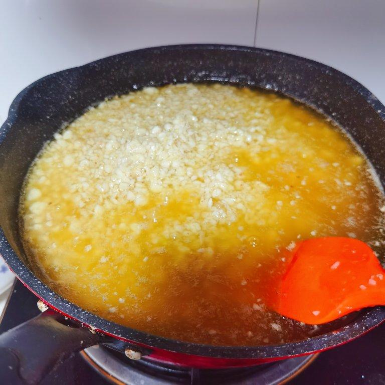 心悦_做的蒜蓉酱