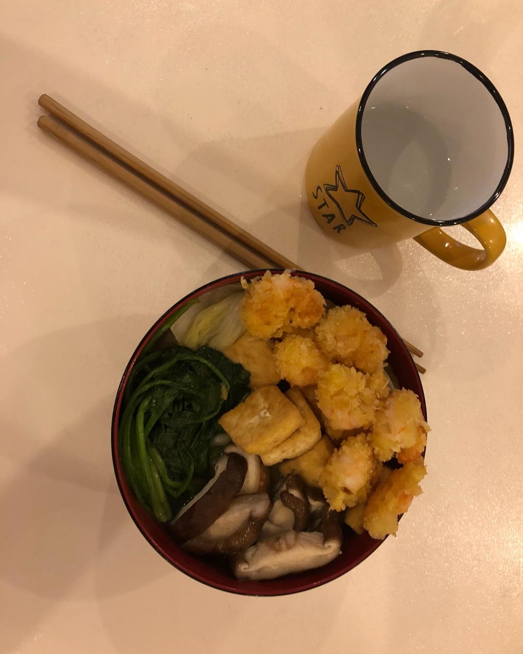 一人食の炸虾蔬菜乌冬