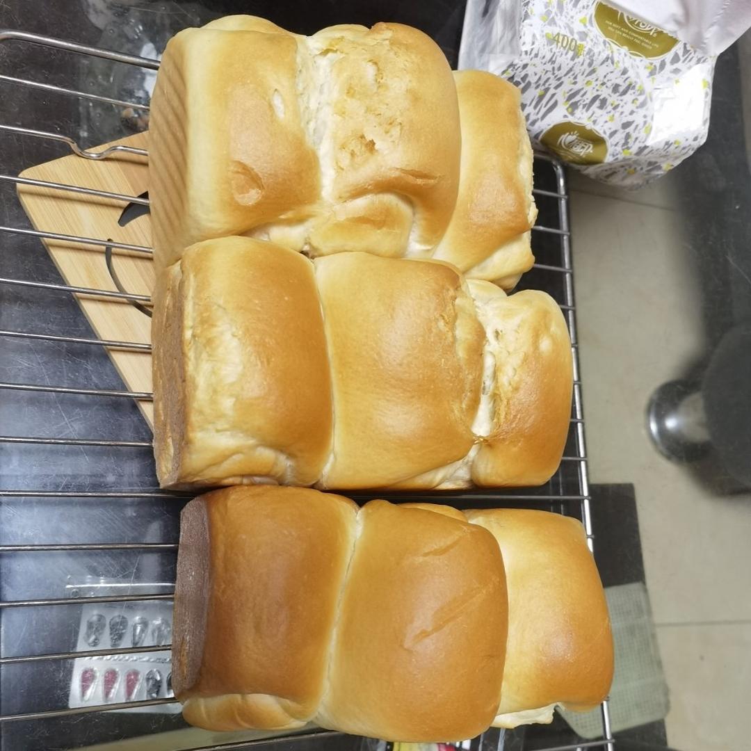 奶油吐司，鲜奶奶油嫩白吐司