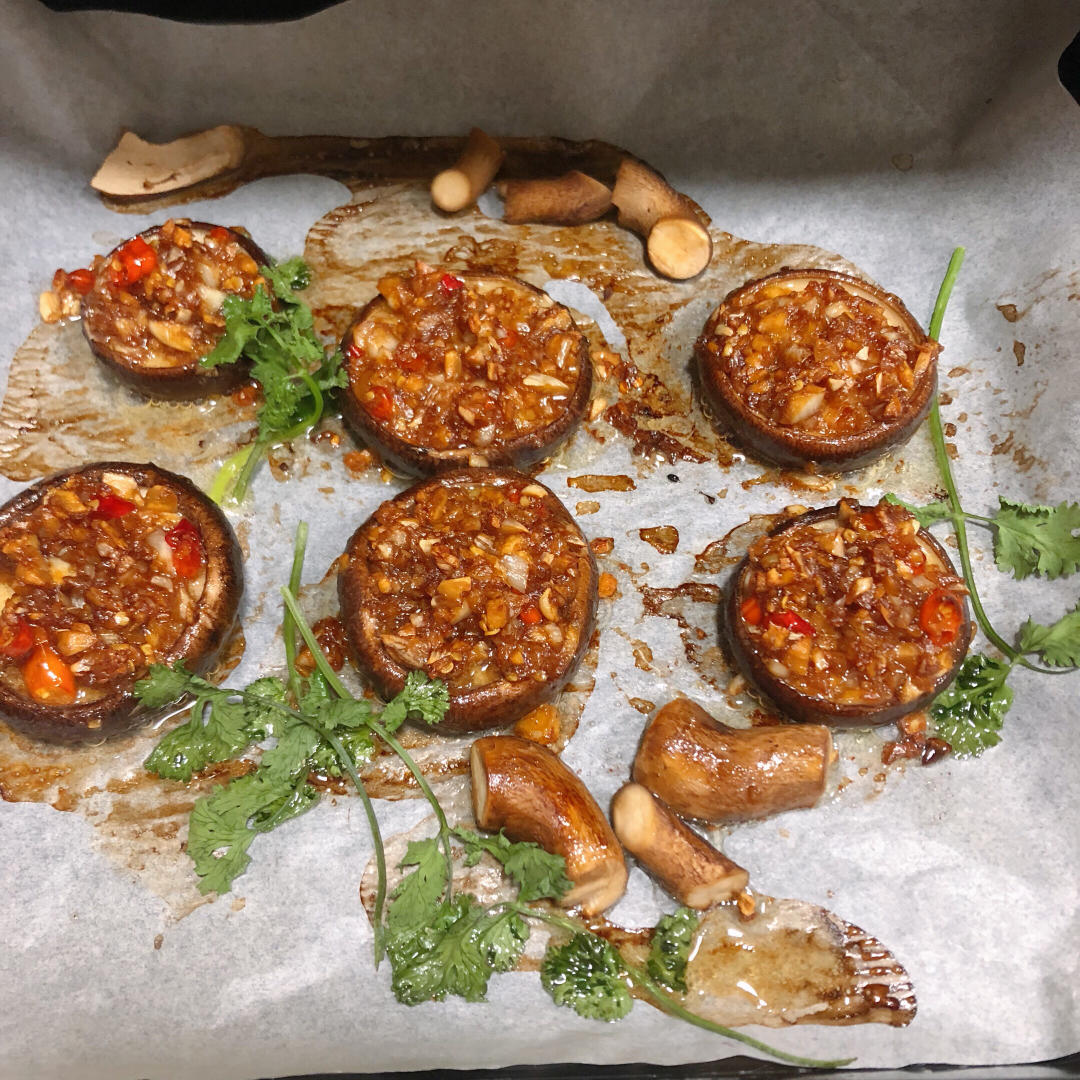 蒜蓉孜然烤香菇