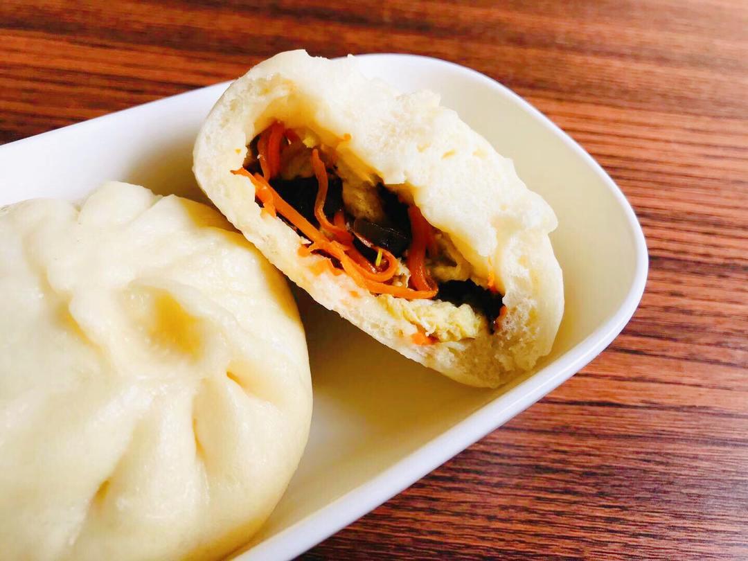 养生系列之黑木耳胡萝卜素包的做法