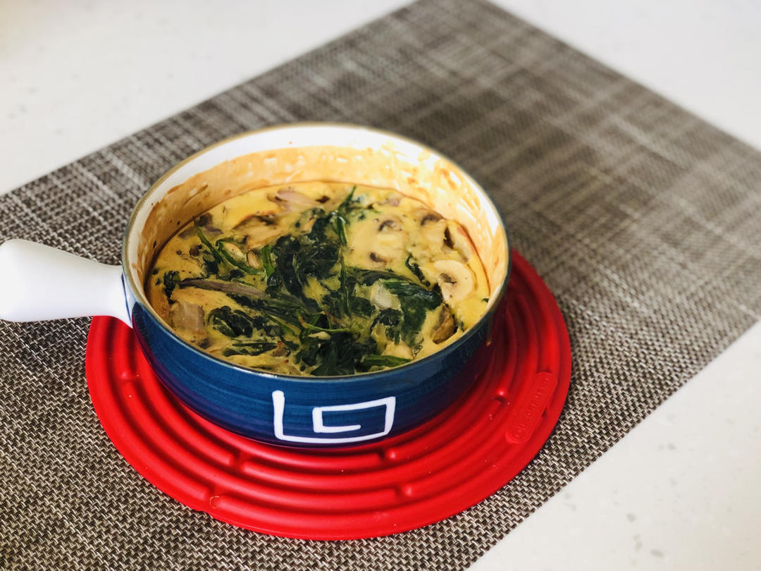 菠菜口蘑烤松饼【美味减脂餐】【北鼎烤箱食谱】