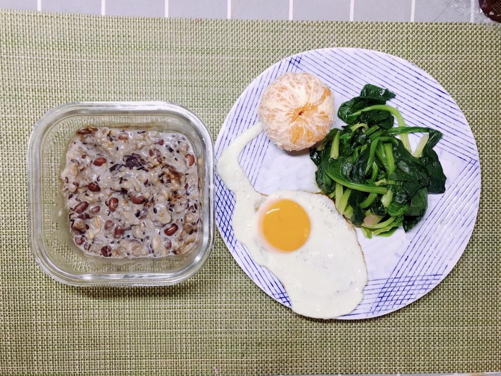 豆浆杂粮粥（别名：回归正轨粥）丨健康·三餐