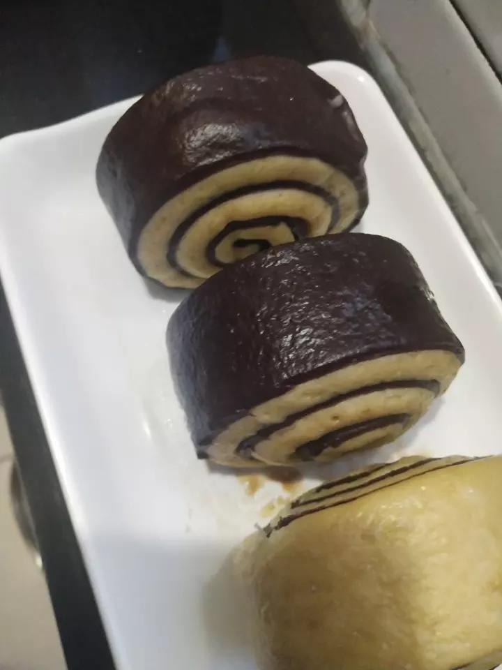 可可双色馒头
