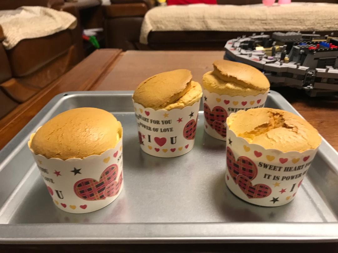 纸杯蛋糕--不开裂、不塌陷