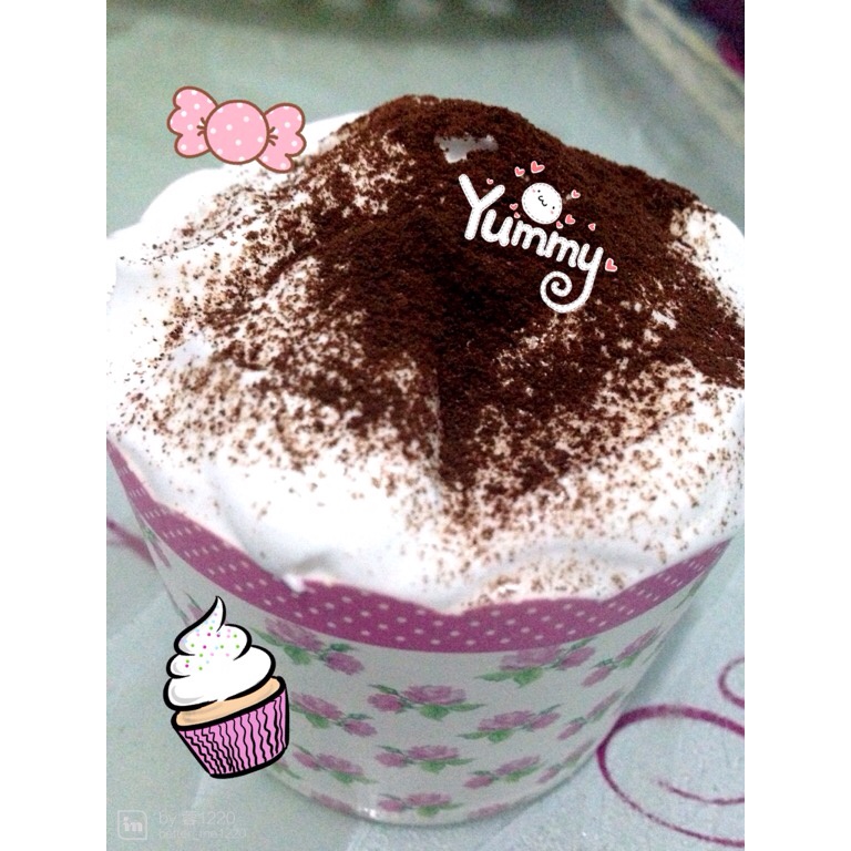 鲜奶油戚风杯子蛋糕（纸杯蛋糕）