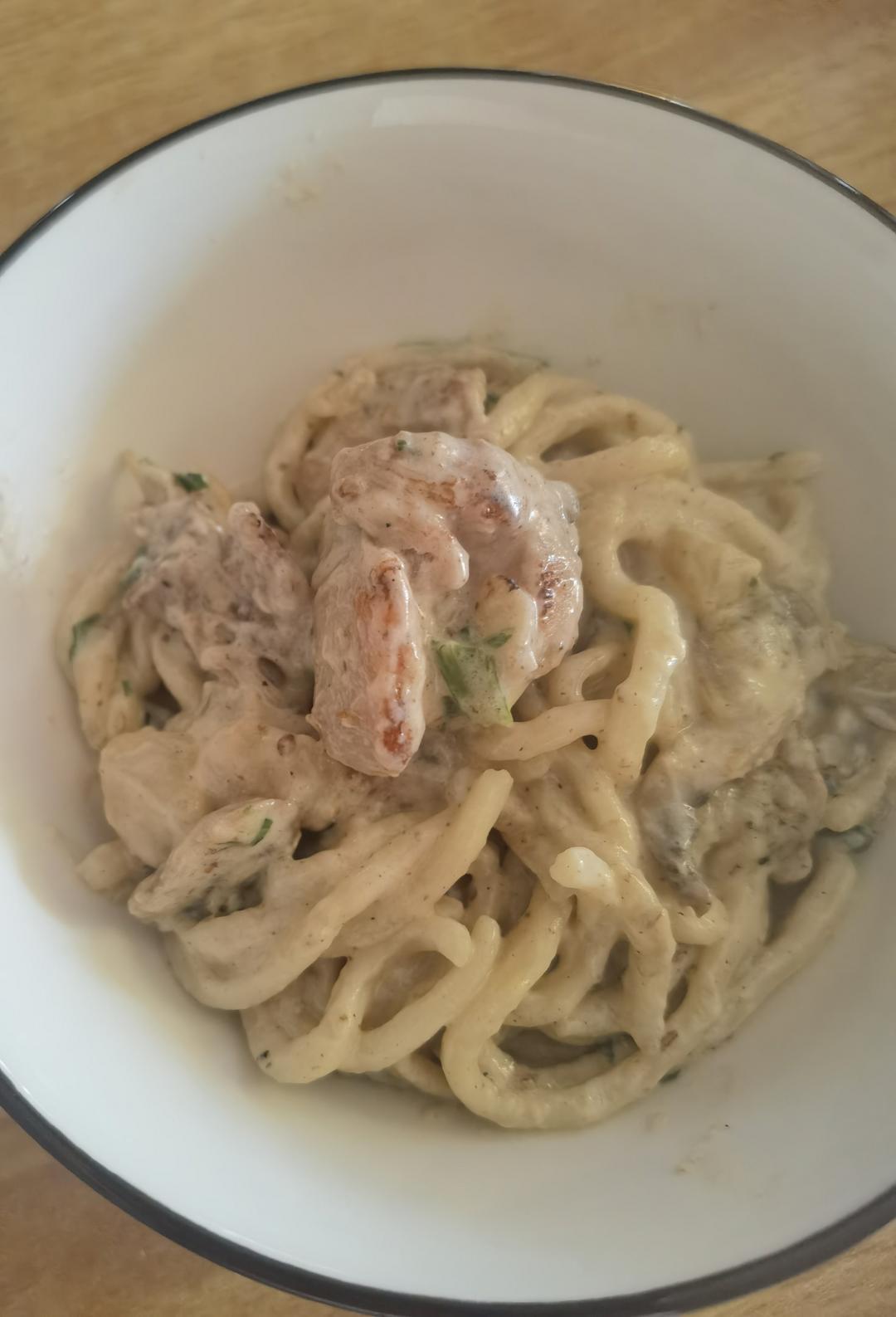 奶油鸡肉蘑菇意面