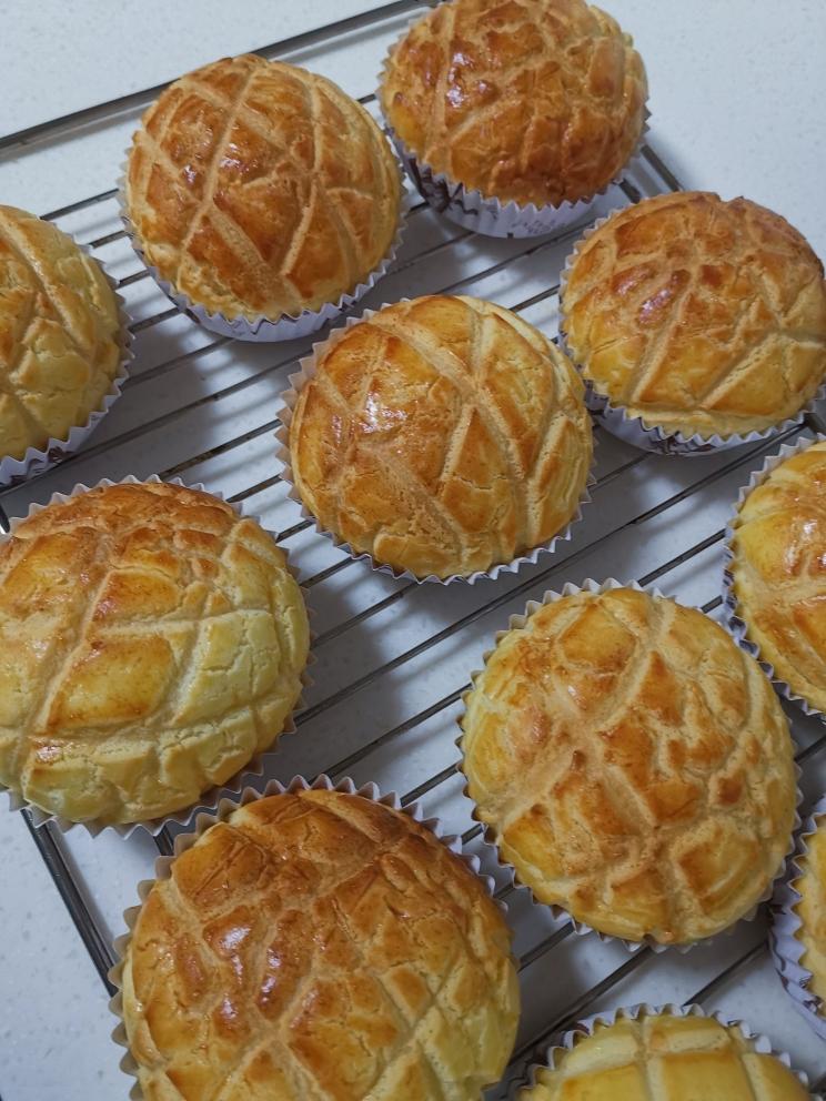 香酥柔软的港式菠萝包