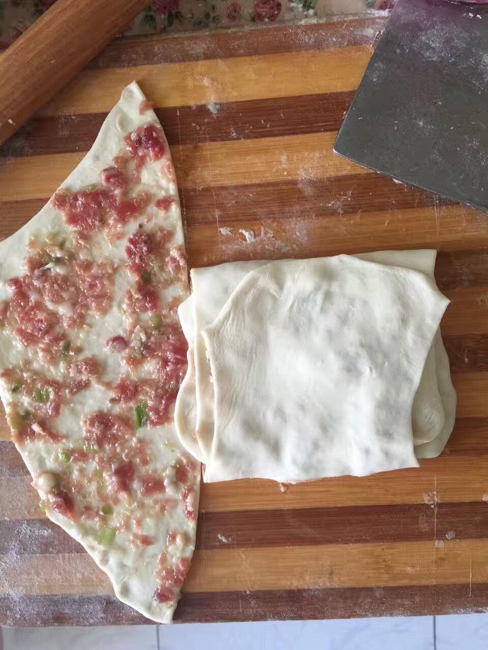 千层馅饼的做法 步骤6