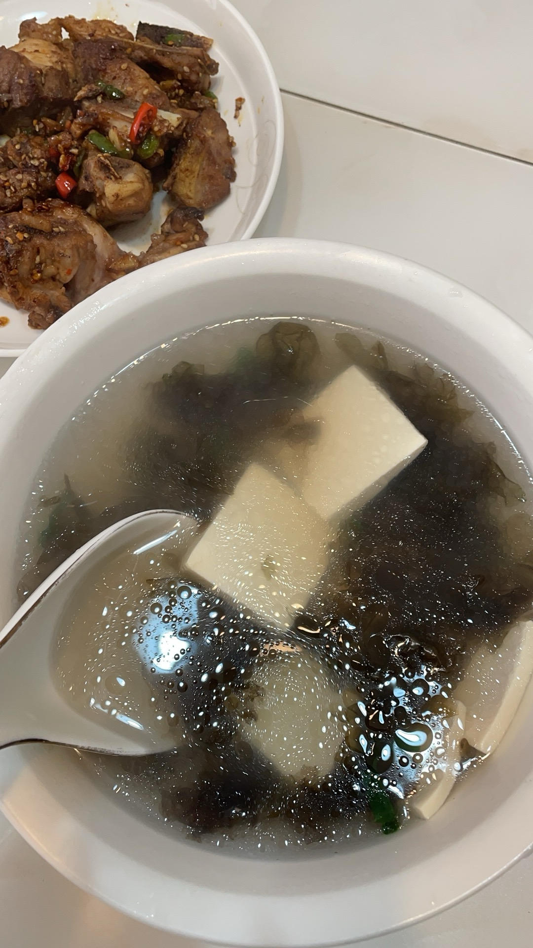 紫菜豆腐汤