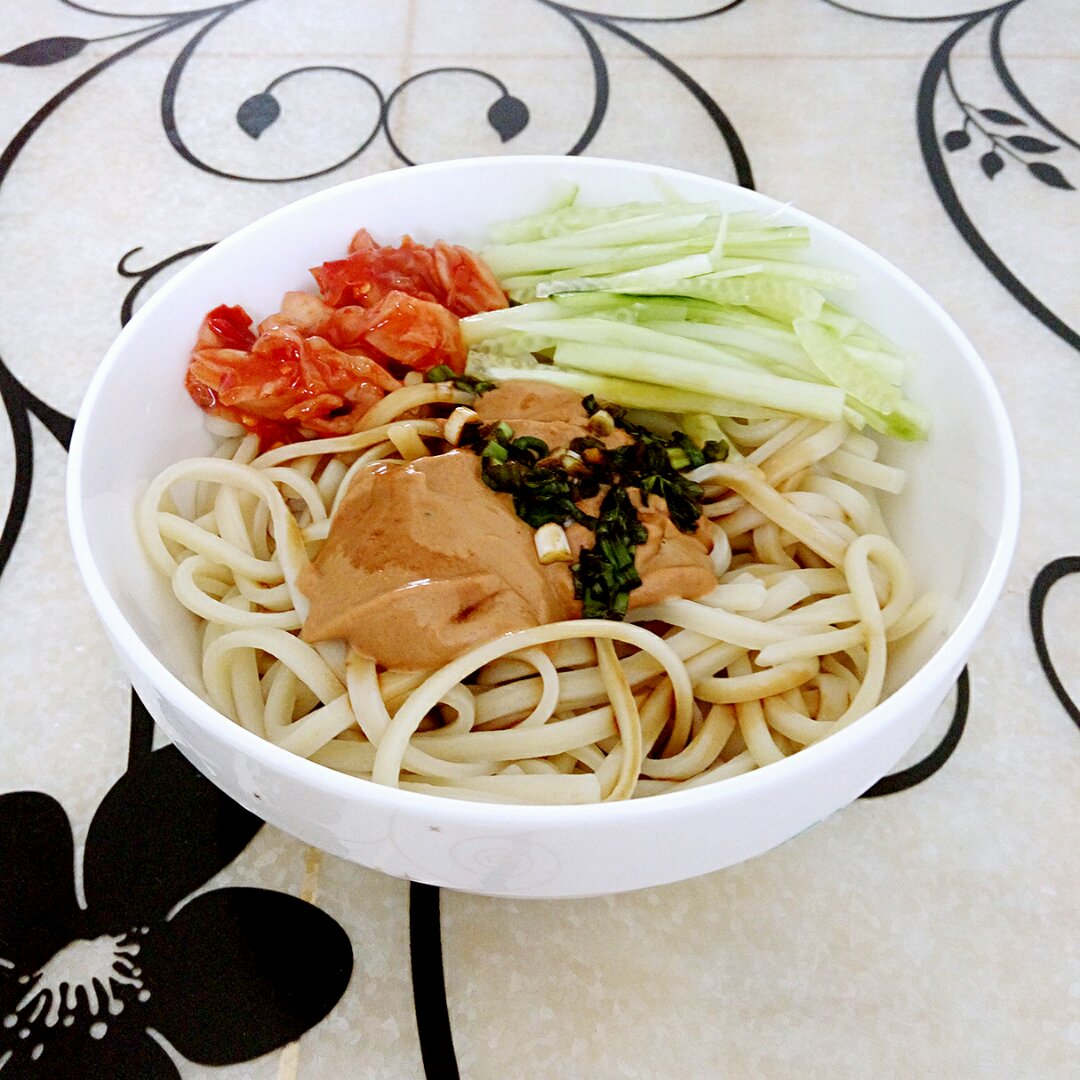芝麻酱凉面