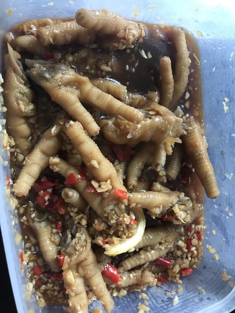 绝对不会后悔的酸辣鸡爪