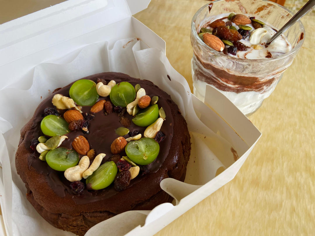 榛果巧克力巴斯克蛋糕