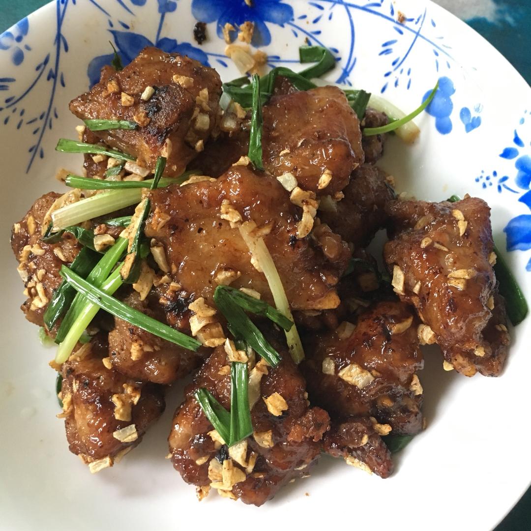 金牌蒜香排骨