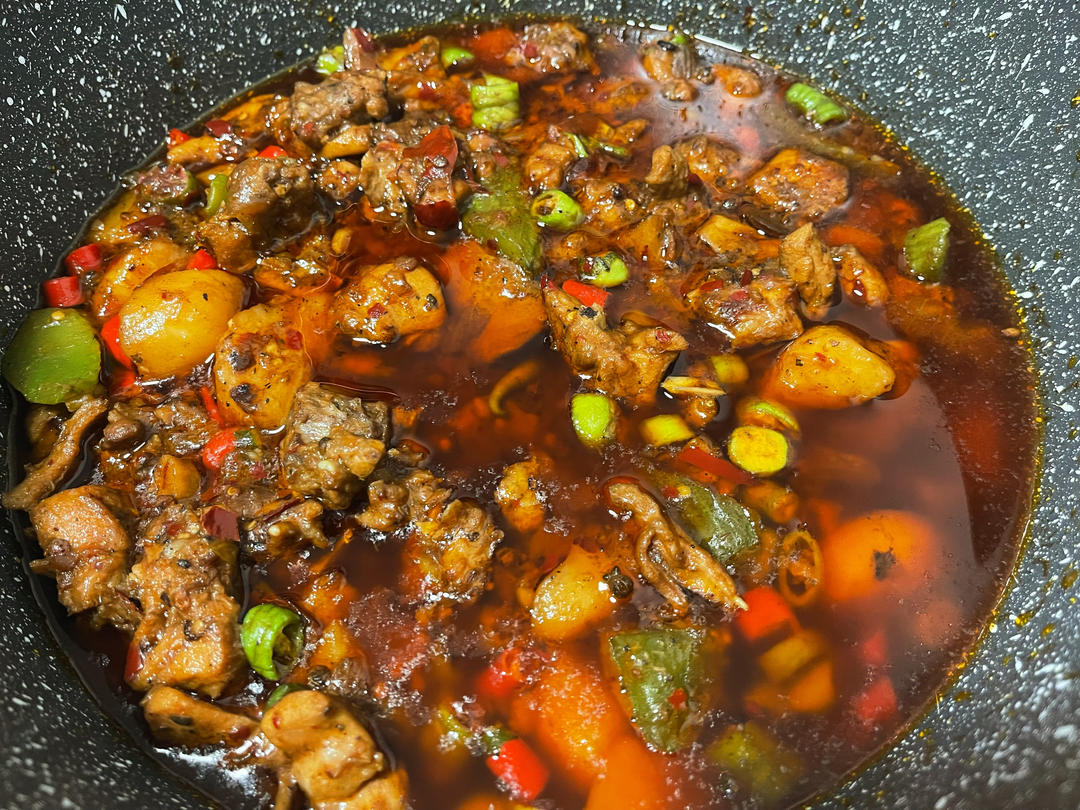 满屋飘香——嫩爆了的芋儿火锅兔