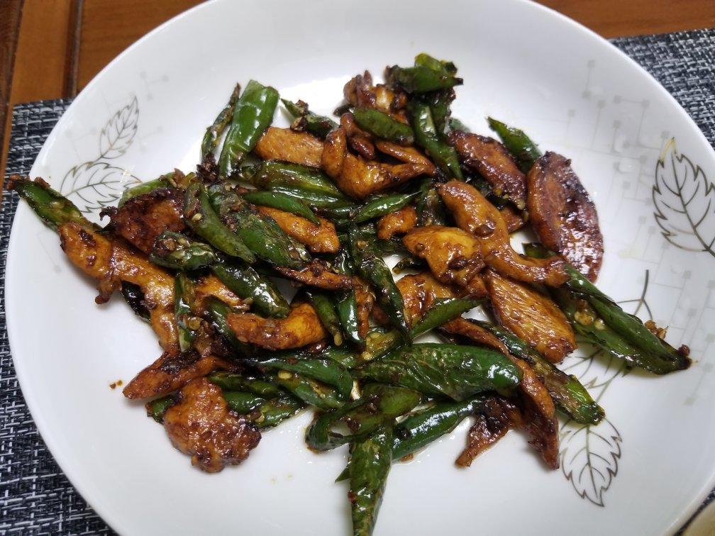 农家小炒肉【记忆中勾魂的油汤】