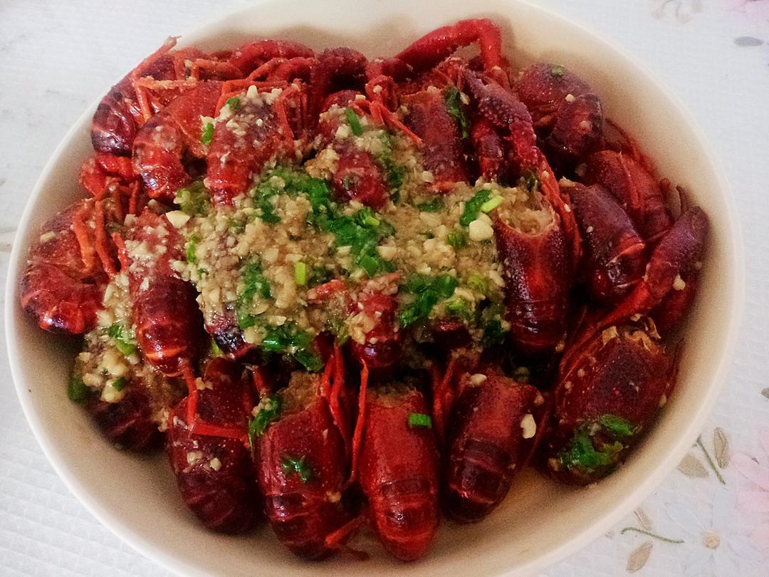 橘丽丝的蒜蓉小龙虾