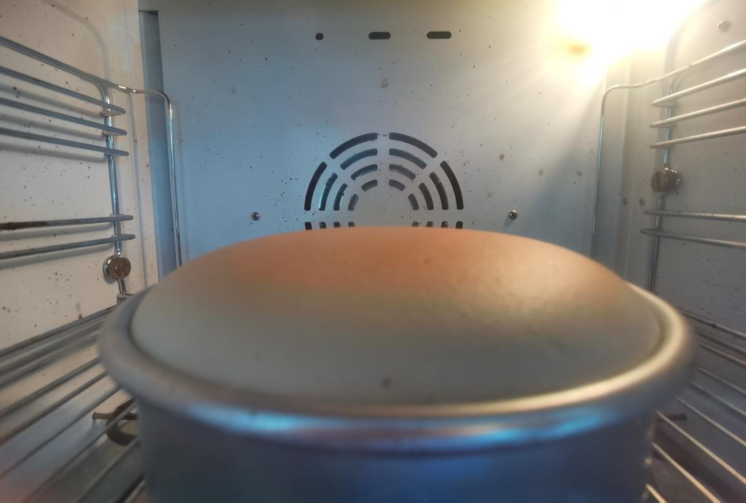 8寸戚风蛋糕（完美不开裂）