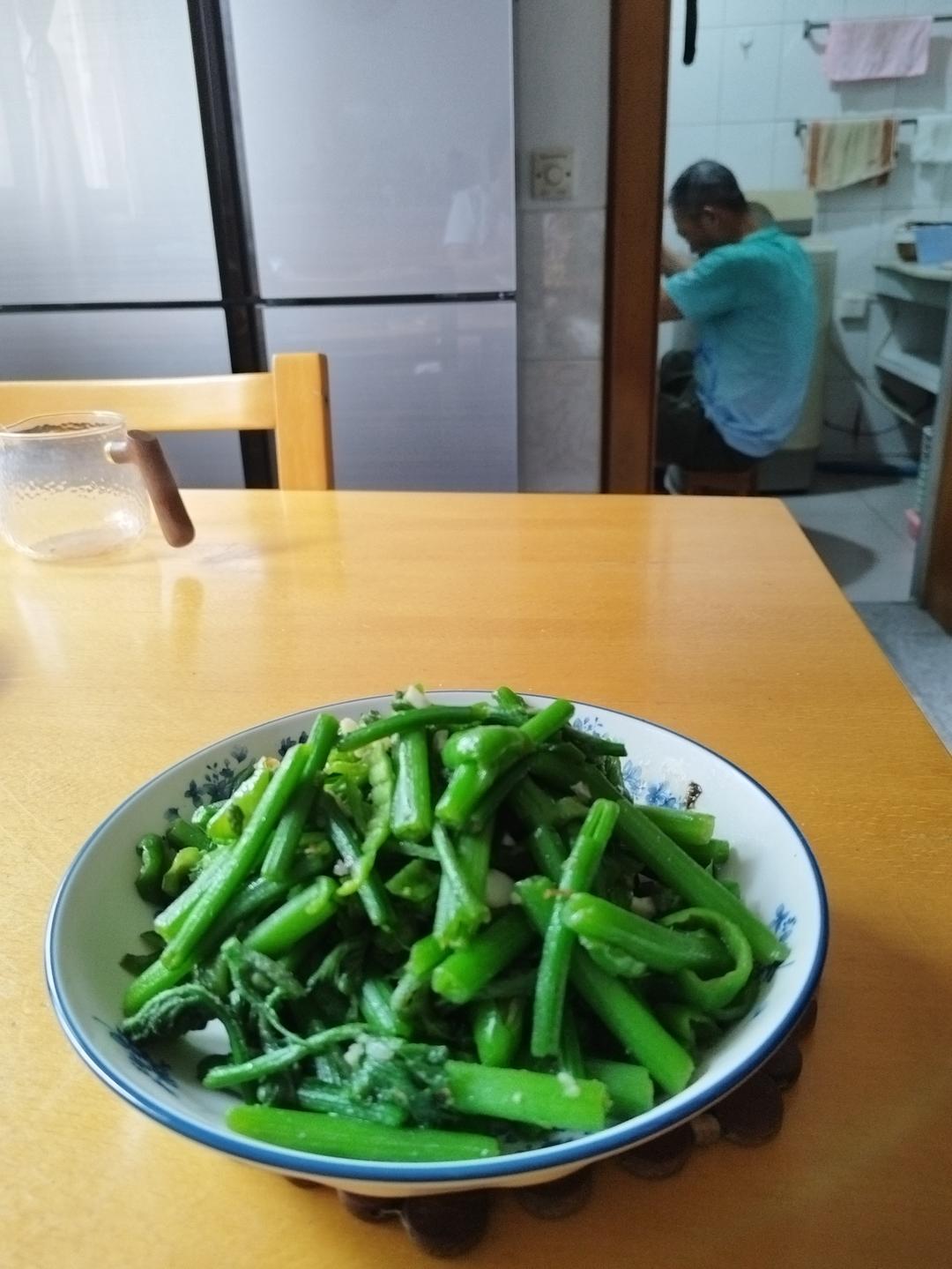 素炒瓜尖