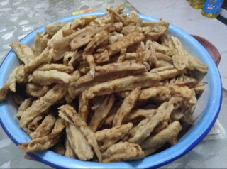 酥香炸藕条