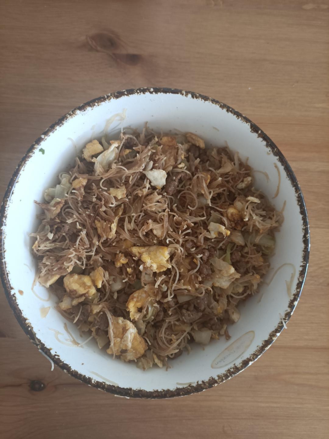 肉沫鸡蛋粉丝包菜的做法