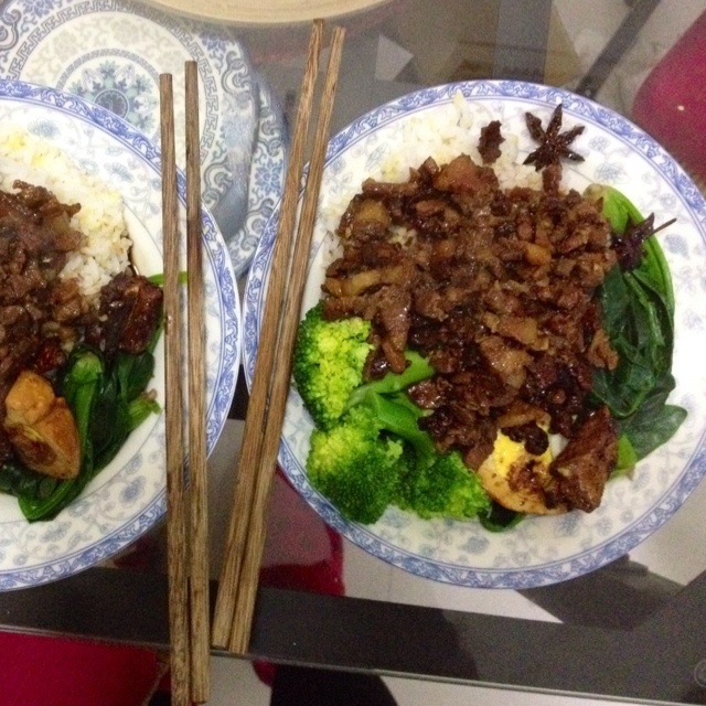 台式卤肉饭